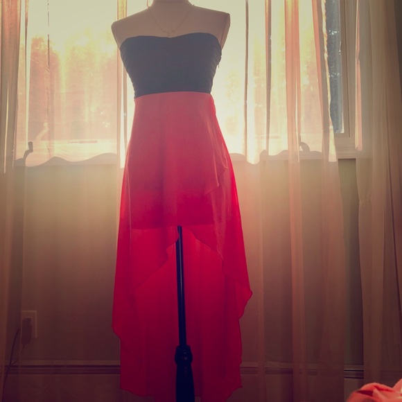 Criss-cross back strapless black and pink dress - Picture 2 of 3